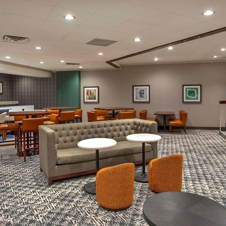 Doubletree By Hilton Lansing Otel Dış mekan fotoğraf